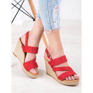 Designové červené  sandály dámské na klínku 37